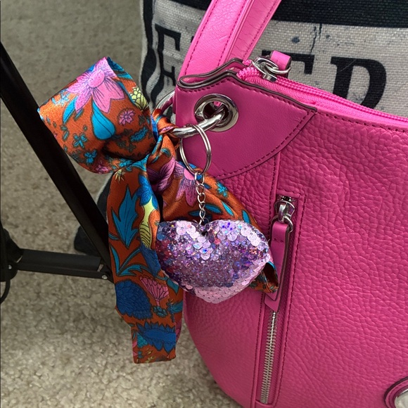 Tignanello Vibrant Pink Shoulder Bag with Silver Details bag charm and Tilly NWO - Picture 3 of 8